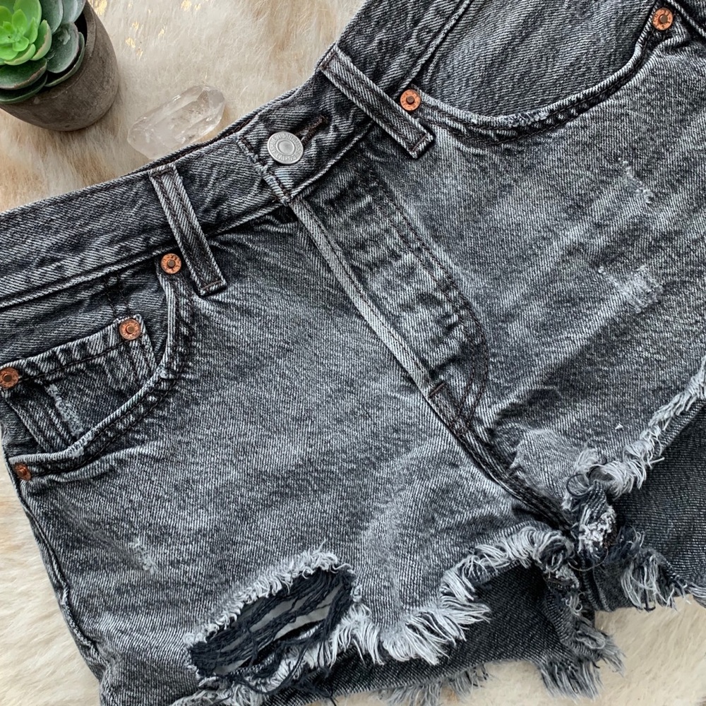 Levi’s Black Denim Shorts